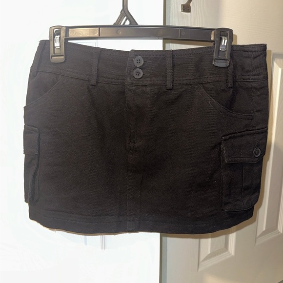 Edikted Dresses & Skirts - Edikted Black Cargo Mini Skirt